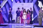 at LS Raheja Technical_s Alchemy 2013 Fashion Show in Mumbai on 9th Jan 2013 (25).jpg